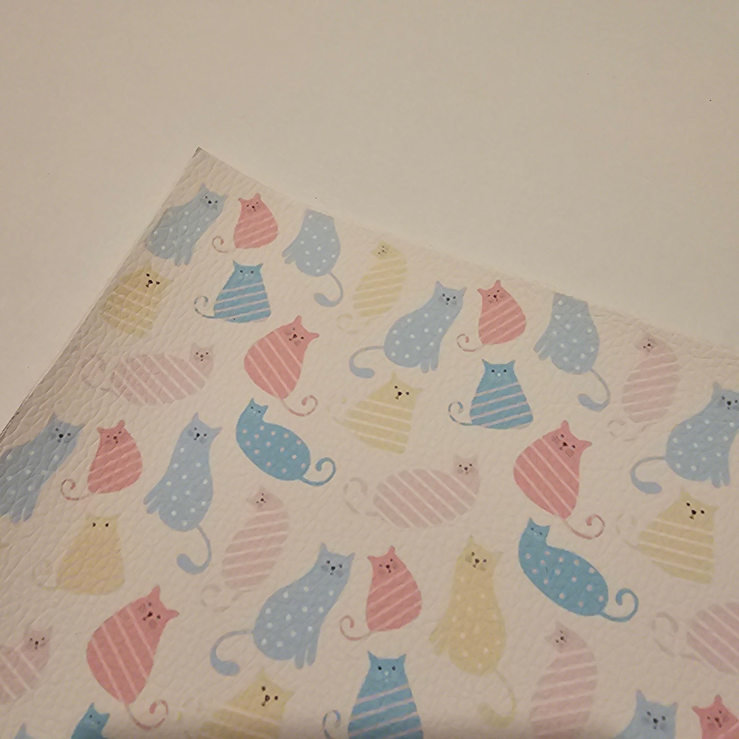 Printed Leatherette - Pastel Cats